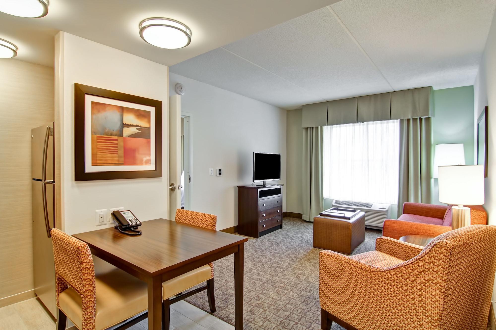 Homewood Suites By Hilton Woodbridge Ngoại thất bức ảnh