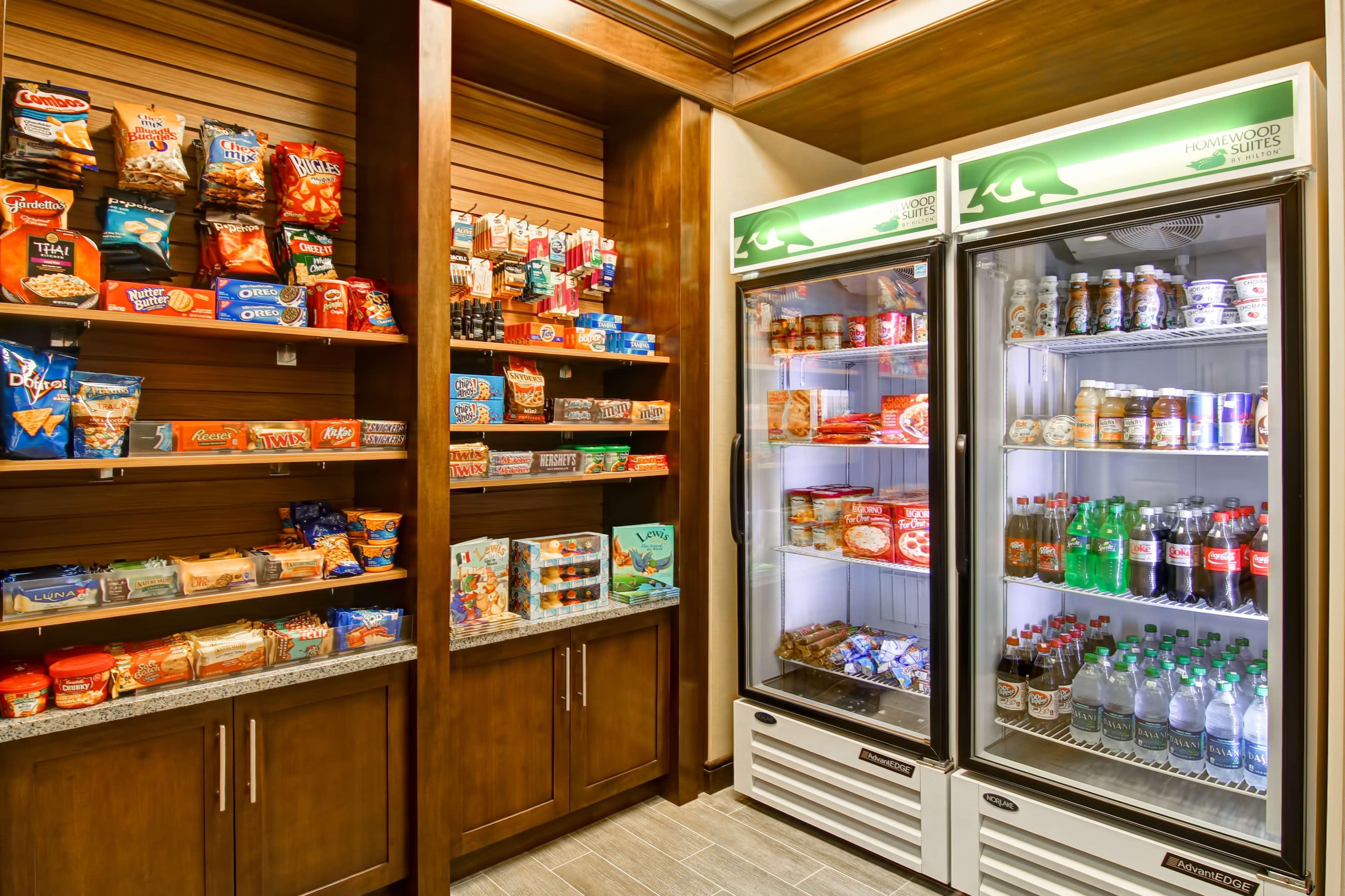 Homewood Suites By Hilton Woodbridge Ngoại thất bức ảnh