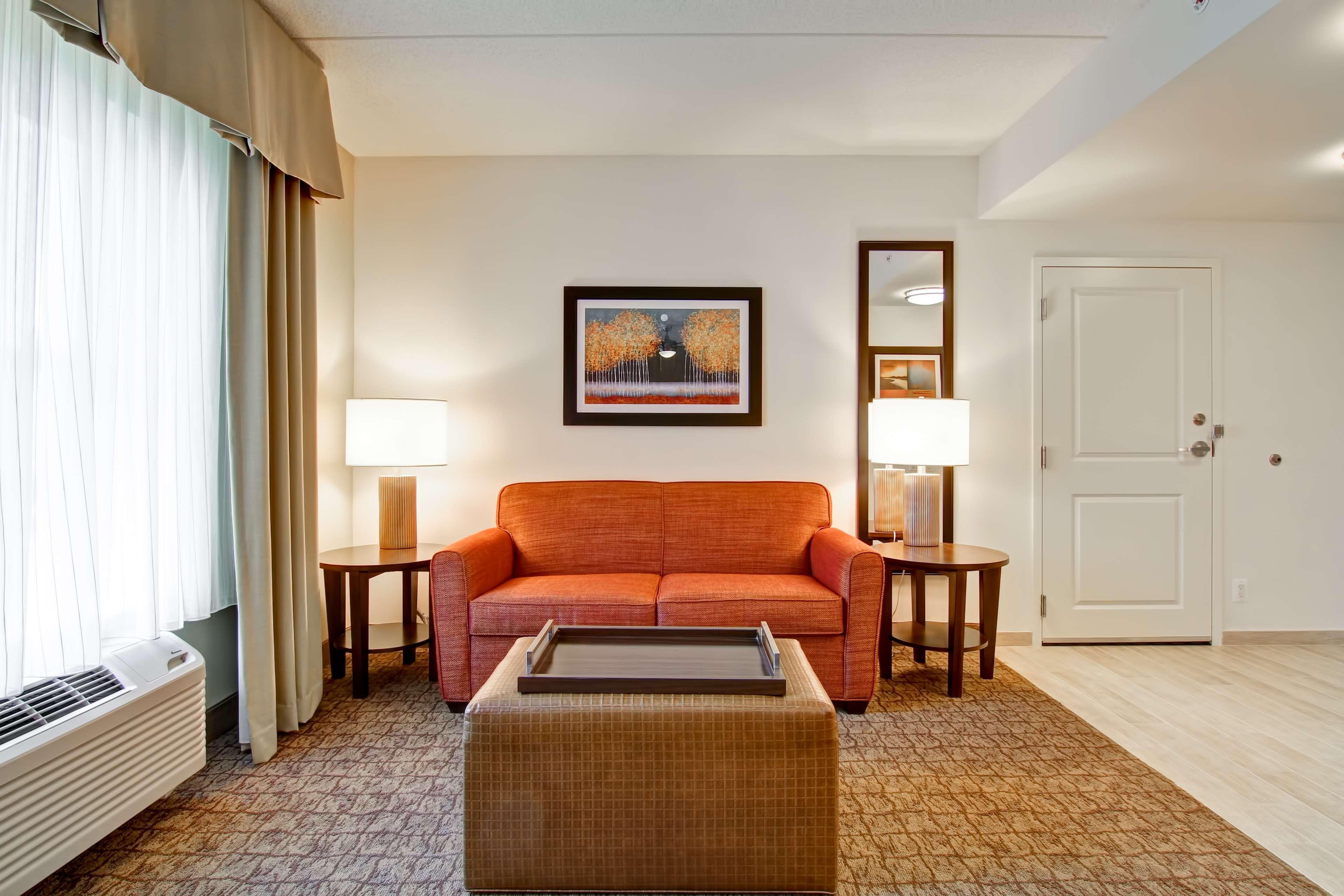 Homewood Suites By Hilton Woodbridge Ngoại thất bức ảnh