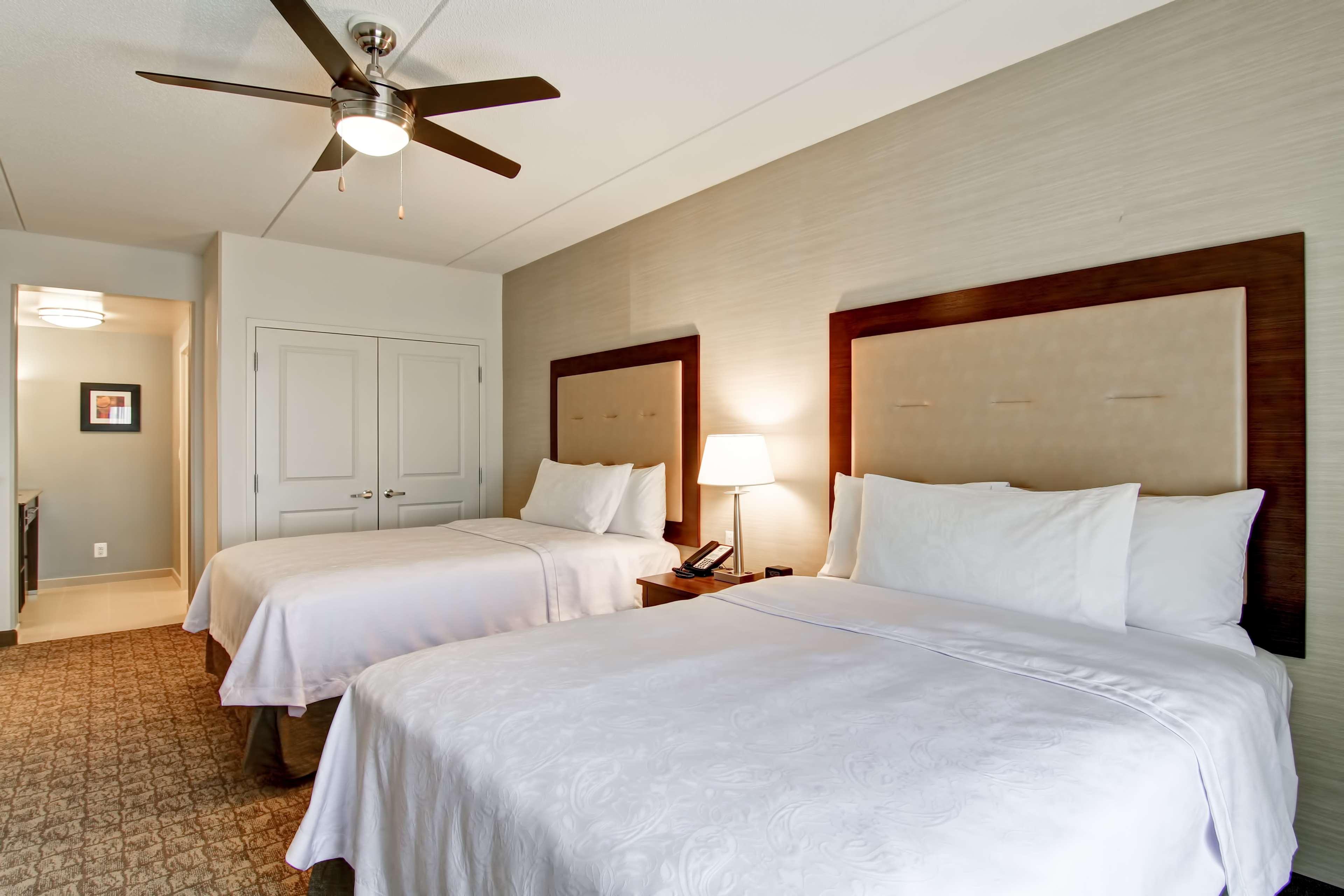 Homewood Suites By Hilton Woodbridge Ngoại thất bức ảnh