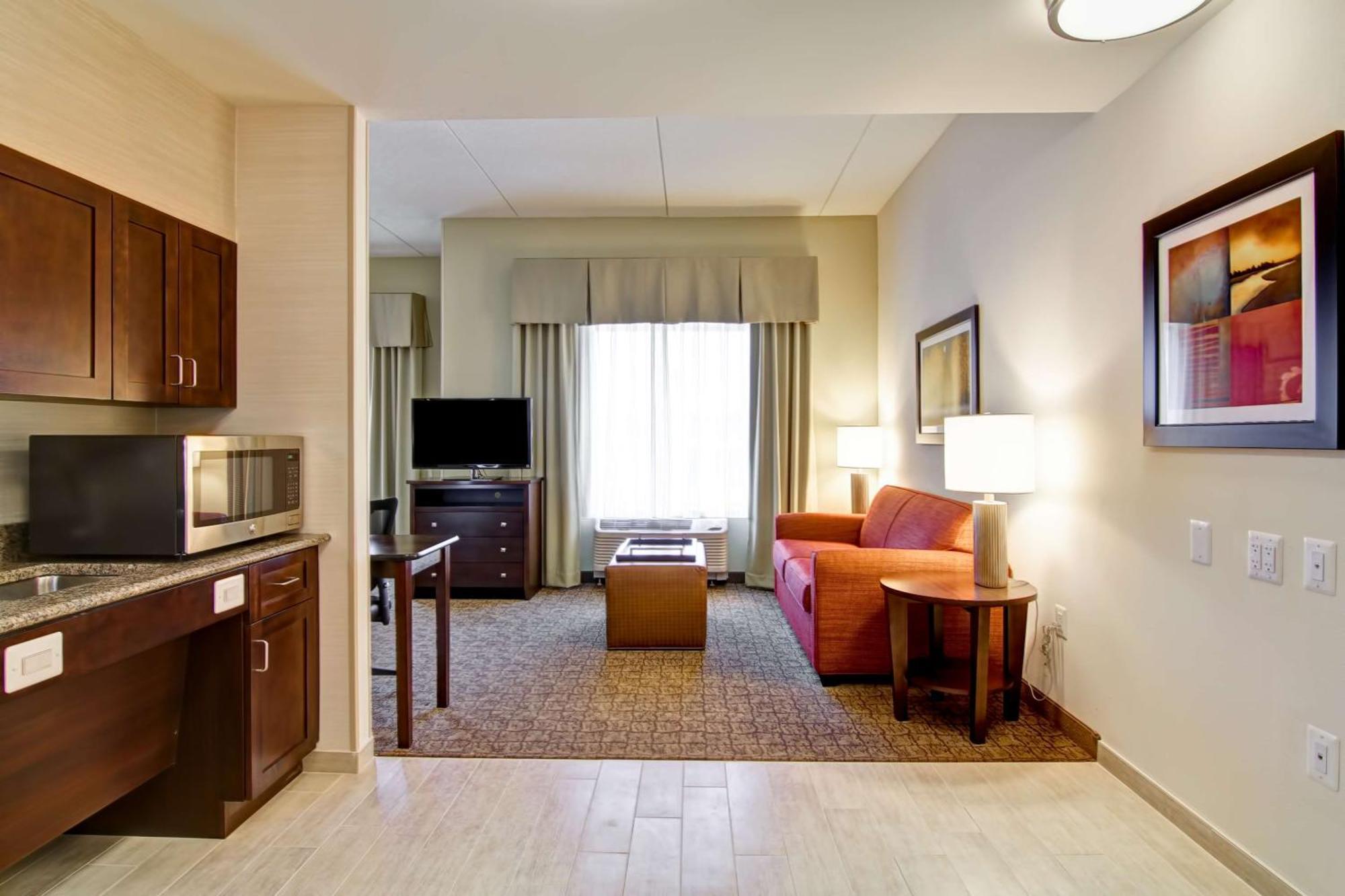 Homewood Suites By Hilton Woodbridge Ngoại thất bức ảnh